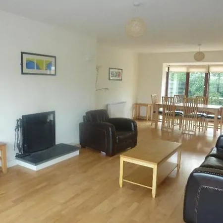 بيت للعطل Corran Meabh Holiday Homes *