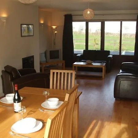 بيت للعطل Corran Meabh Holiday Homes اهينتش